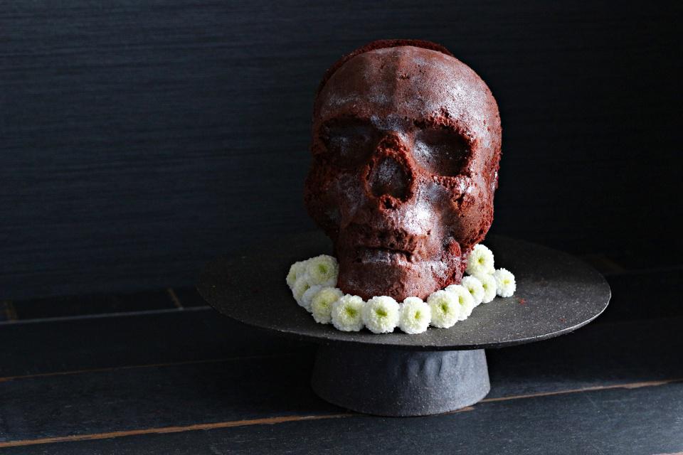 骸骨　ケーキ　レッドベルベット　がいこつ　ハロウィン　MG_3876