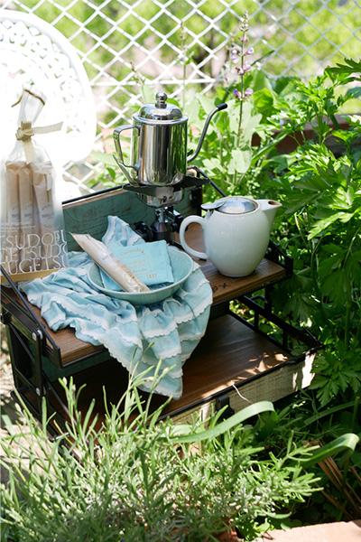 5月提出課題_お外でお茶 1